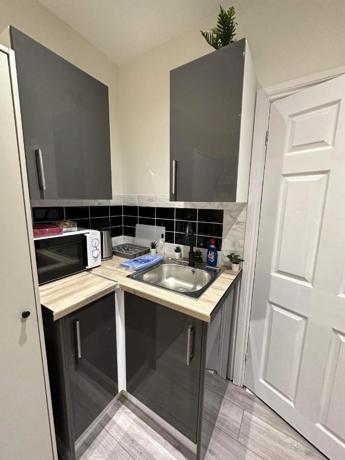 Guest&Rest 3 Apartment London Bagian luar foto