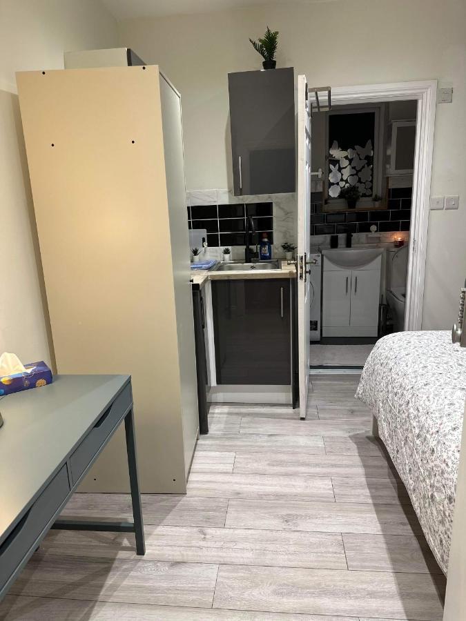 Guest&Rest 3 Apartment London Bagian luar foto