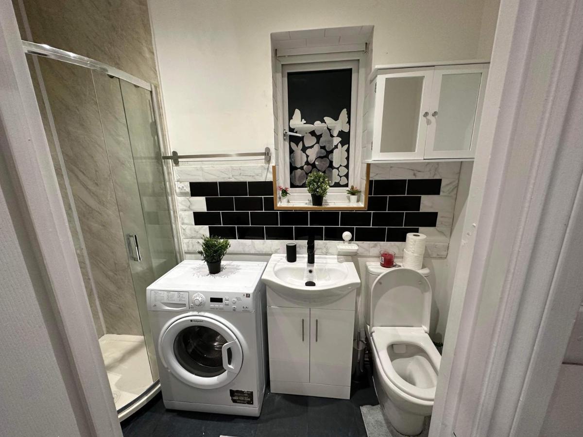 Guest&Rest 3 Apartment London Bagian luar foto